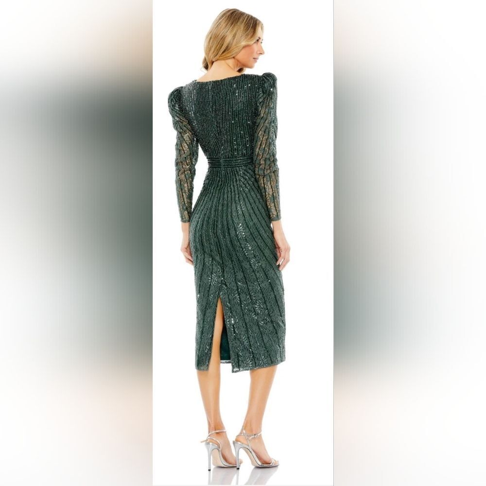 Mac Duggal Emerald Green Sequin V‑Neck Midi Dress - Picture 2 of 7